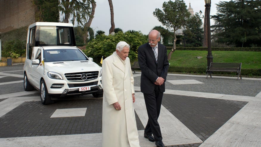 Vatican Popemobile_Leff.jpg